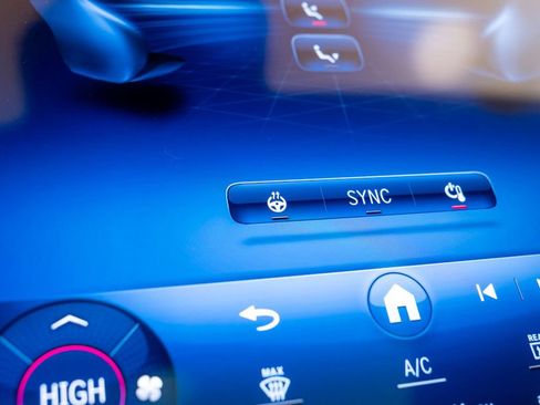 Used 2023 Mercedes-Benz C 300 4MATIC Sedan image 28