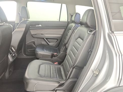 Used 2022 Volkswagen Atlas SEL Premium image 36