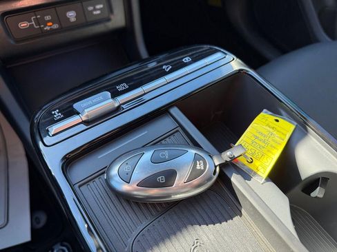 New 2025 Hyundai Tucson SEL image 70