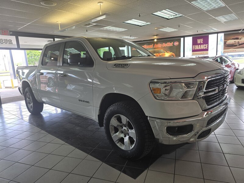 Used 2020 RAM 1500 Big Horn AWD/4WD image 3