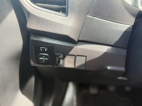 Used 2014 Toyota Corolla L FWD image 20