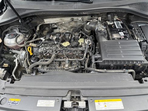 Used 2023 Volkswagen Tiguan SE image 30
