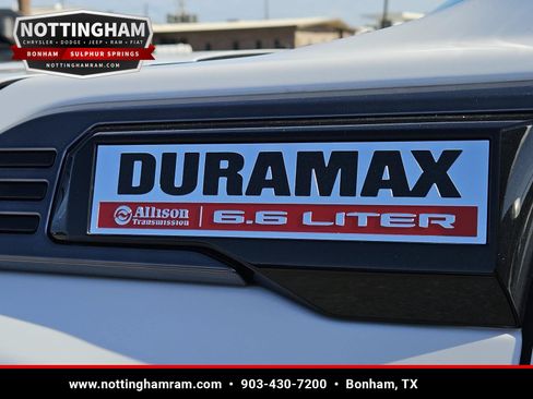 Used 2025 GMC Sierra 2500 AT4 AWD/4WD image 10