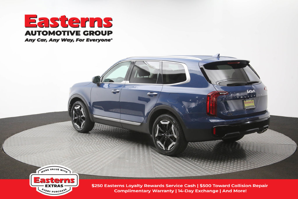 Used 2025 Kia Telluride S FWD image 67