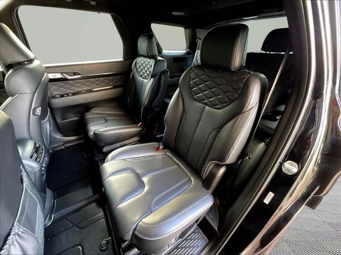 Used 2022 Hyundai Palisade Calligraphy w/ Winter Package FWD image 22