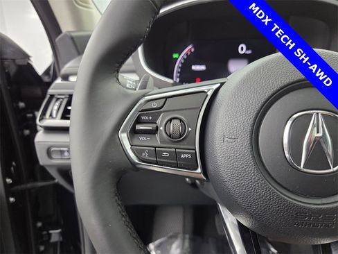 Used 2024 Acura MDX SH-AWD w/ Technology Package image 43