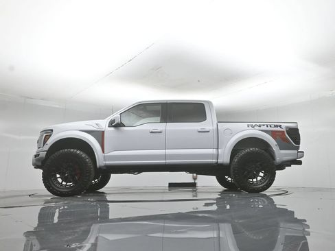 Used 2025 Ford F150 Raptor w/ Equipment Group 803A Raptor R AWD/4WD image 7