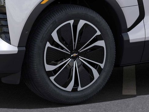 New 2024 Chevrolet Blazer EV LT image 9