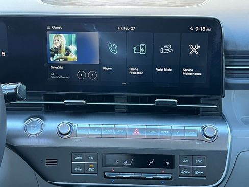 Used 2025 Hyundai Kona SEL image 17