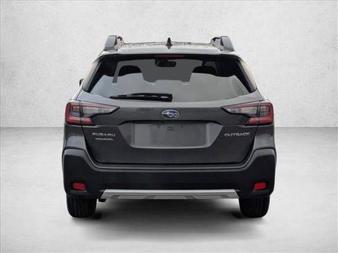 Used 2023 Subaru Outback Limited image 7