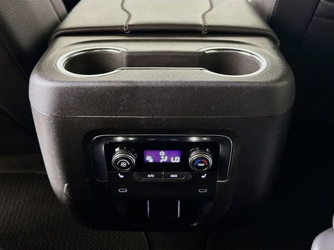 Certified 2025 GMC Yukon Denali AWD/4WD image 24