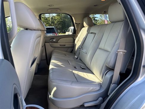 Used 2013 GMC Yukon 4WD Hybrid image 19