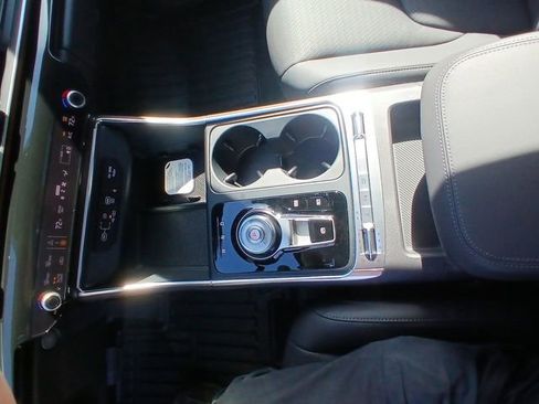 New 2026 Kia Carnival SX Prestige image 21