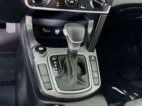 Used 2023 Kia Seltos LX AWD/4WD image 10