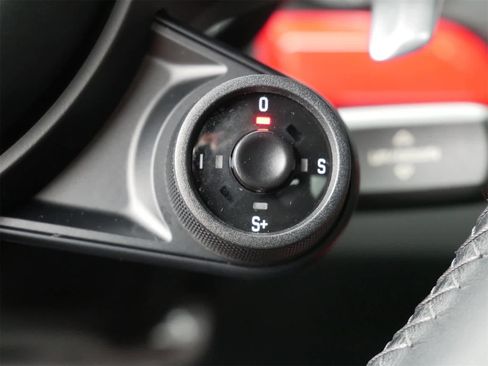 Used 2018 Porsche 911 Carrera 4S image 14