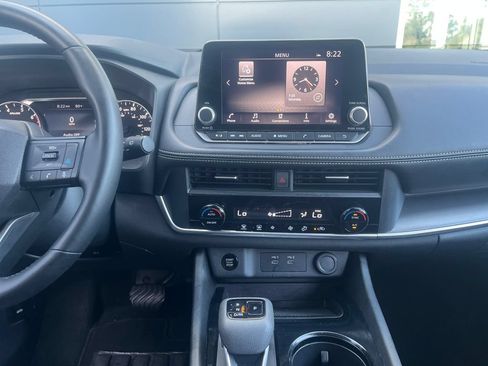 Certified 2025 Nissan Rogue SV AWD/4WD image 20