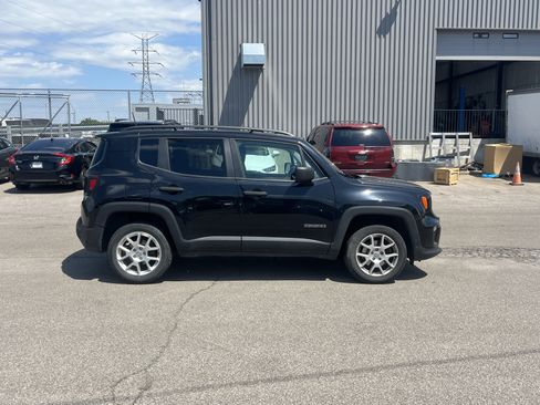 Used 2020 Jeep Renegade Sport w/ Sport Appearance Group image 8