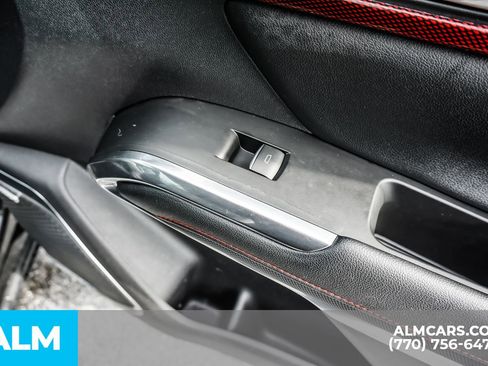 Used 2024 Chevrolet Traverse RS image 53