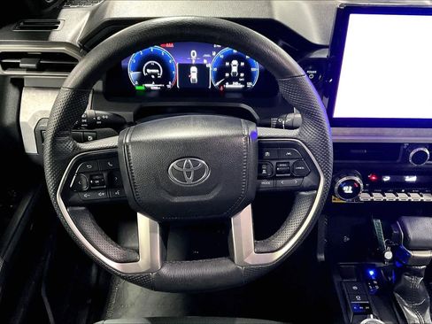 Used 2024 Toyota Tacoma Trailhunter Hybrid Double Cab image 5