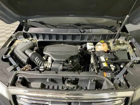 Used 2019 GMC Acadia SLT FWD image 57