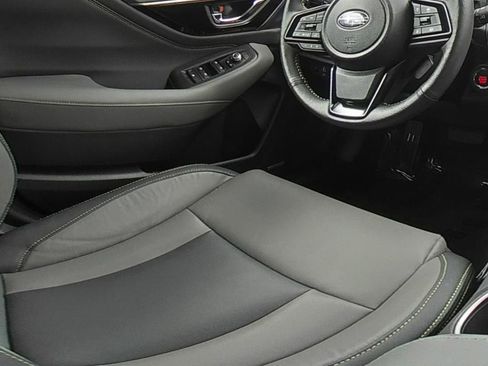 Used 2024 Subaru Outback Onyx Edition image 12