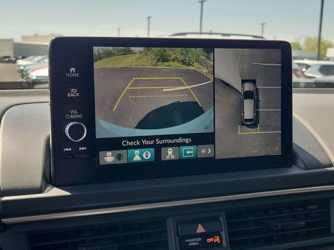 Used 2024 Honda Pilot Elite image 25