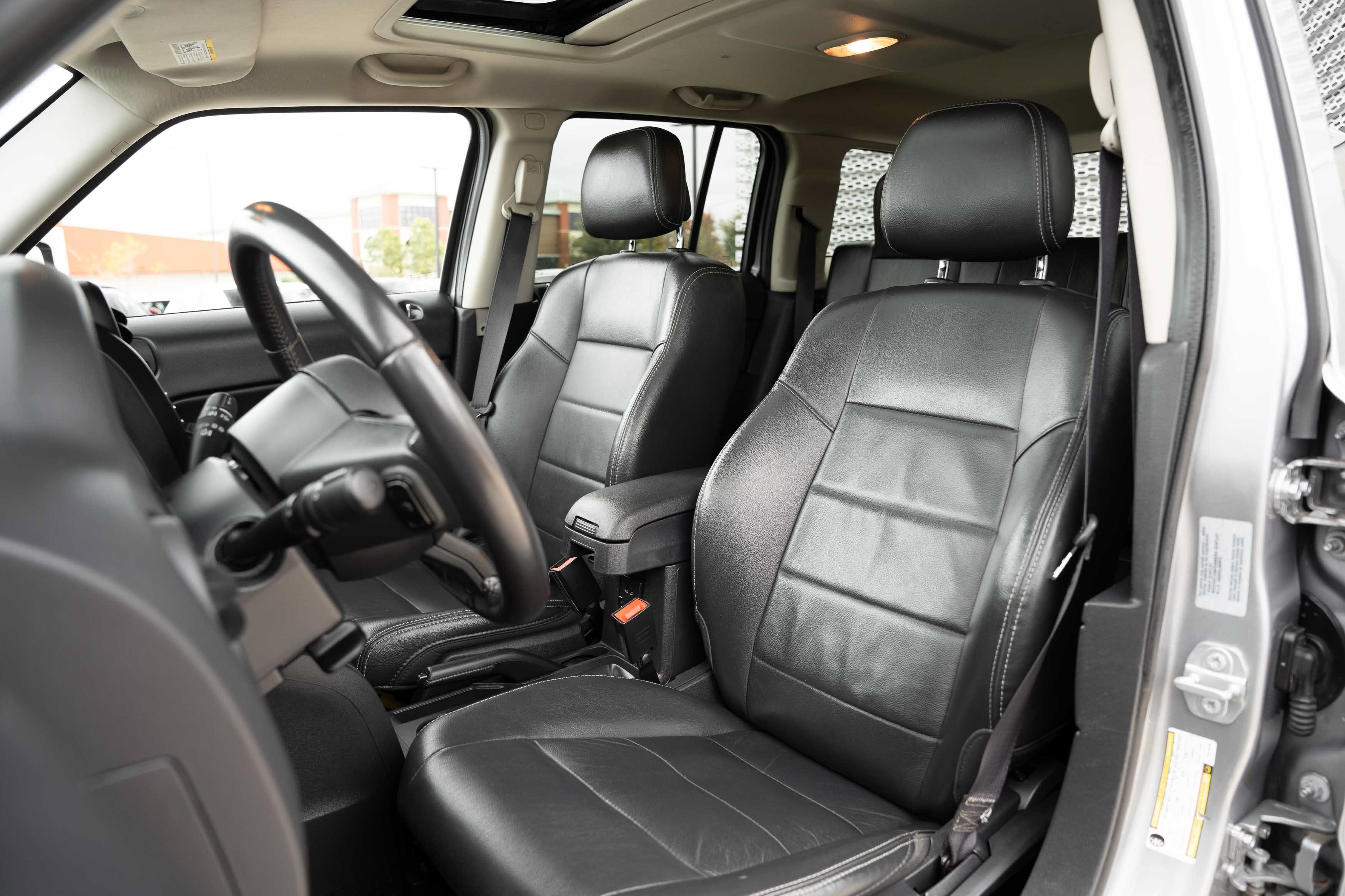 Used 2017 Jeep Patriot High Altitude AWD/4WD image 16