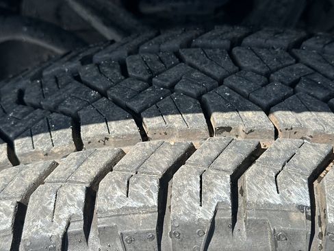 Used 2020 Chevrolet Colorado ZR2 image 12