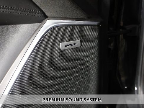 Used 2016 Cadillac Escalade Platinum image 5