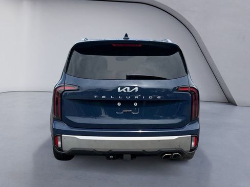 Used 2024 Kia Telluride SX w/ Towing Package FWD image 4