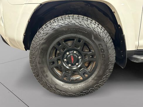 Used 2019 Toyota 4Runner TRD Pro AWD/4WD image 13