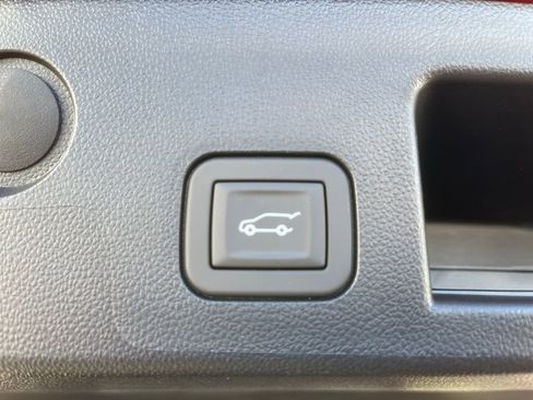 New 2026 Chevrolet Equinox ACTIV w/ Convenience Package III image 30