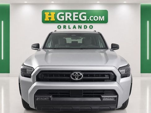 Used 2025 Toyota 4Runner SR5 AWD/4WD image 7