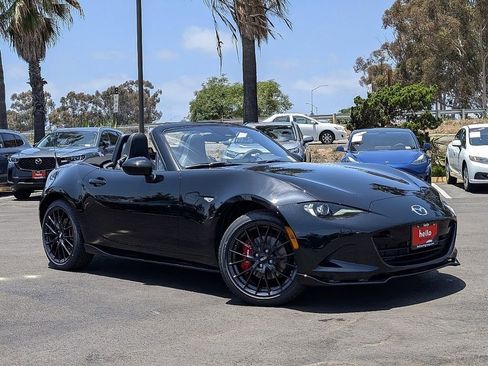 New 2025 MAZDA MX-5 Miata Club w/ Brembo/BBS Recaro Package image 3
