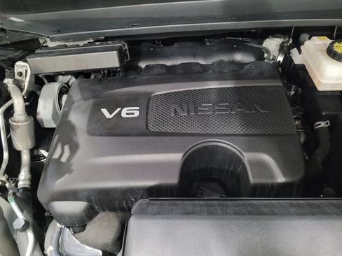 Used 2019 Nissan Pathfinder S AWD/4WD image 30