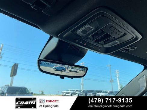 Used 2025 GMC Sierra 2500 AT4 w/ AT4 Premium Plus Package AWD/4WD image 21