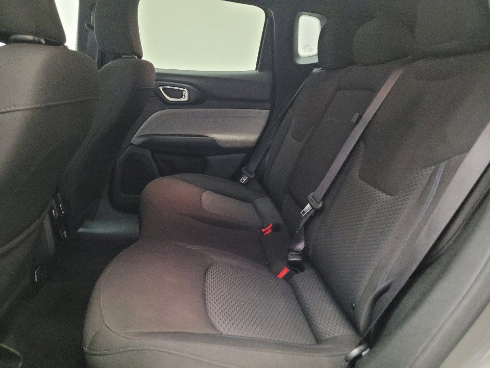 Used 2024 Jeep Compass Sport AWD/4WD image 18