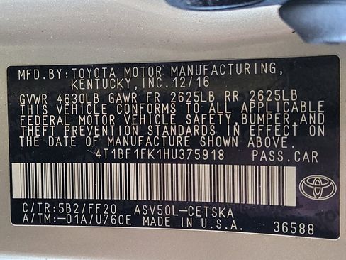 Used 2017 Toyota Camry SE image 33