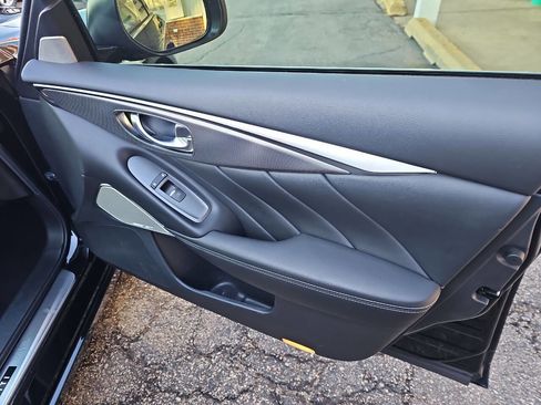 Used 2017 INFINITI Q50 3.0t Premium w/ 3.0T Premium Plus Package image 27