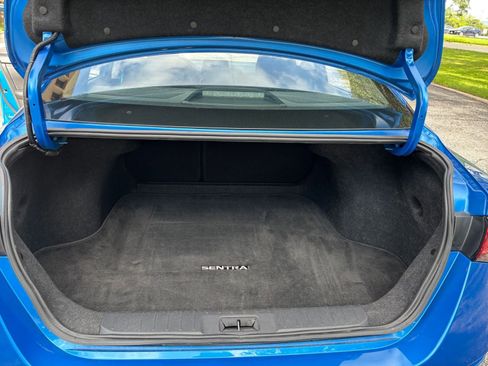Used 2025 Nissan Sentra SV FWD image 26
