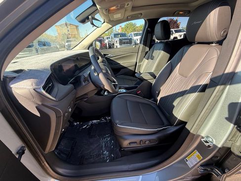 Used 2026 Buick Encore GX Avenir w/ Avenir Technology Package AWD/4WD image 10