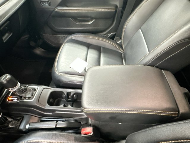Used 2025 Jeep Gladiator Sport AWD/4WD image 23