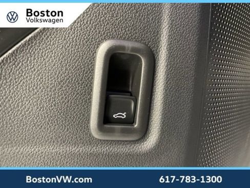 New 2026 Volkswagen Tiguan SE image 29