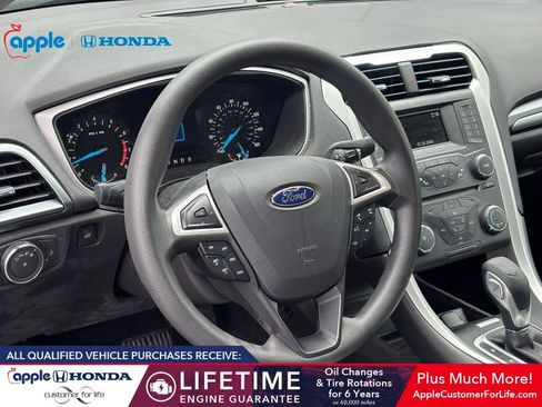 Used 2016 Ford Fusion S image 5