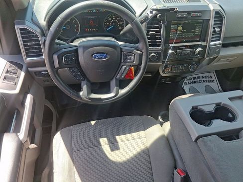 Used 2015 Ford F150 XLT w/ Equipment Group 302A Luxury AWD/4WD image 11