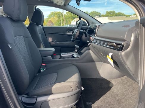 New 2026 Kia Sportage LX image 14