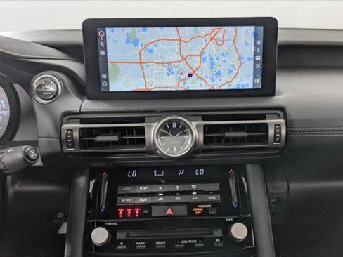 Used 2022 Lexus IS 500 image 29