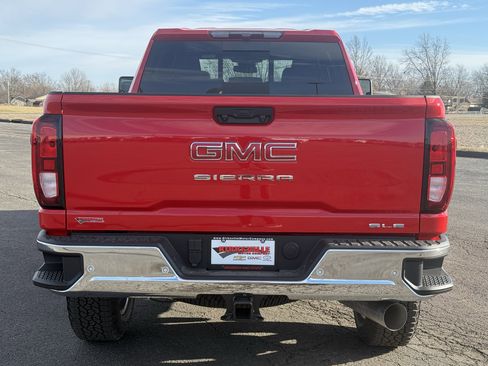 New 2026 GMC Sierra 3500 SLE w/ SLE Value Package image 5