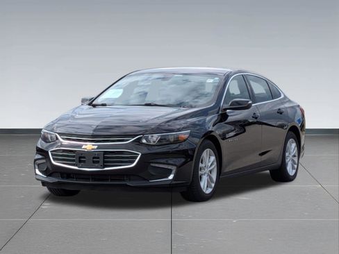 Used 2018 Chevrolet Malibu LT image 9