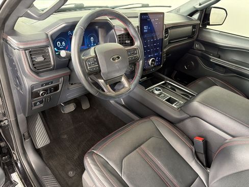 Used 2023 Ford Expedition Max Limited RWD image 4